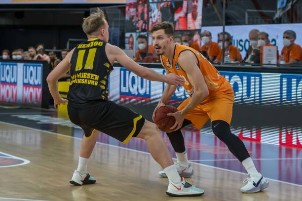 仅增强了巴 仅增强了巴